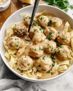 30-Minute Creamy Meatball Stroganoff: Easy Comfort Food Recipe 1