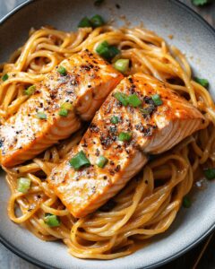 Creamy Garlic Salmon Noodles Recipe: A 25-Minute Flavor Fusion 1