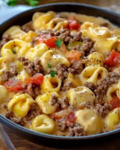 Creamy Ground Beef and Cheese Tortellini Skillet: A 30-Minute Comfort Meal 1