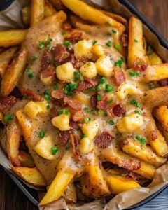 Crispy Bacon and Cheese Curds Fries with Savory Gravy: The Ultimate Comfort Food 1