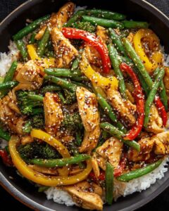 Easy Hot Honey Chicken & Veggie Skillet Recipe | Cook with Feast 1