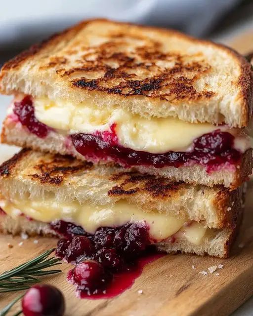 Gourmet Cranberry Brie and Mozzarella Grilled Sandwich Recipe step 2