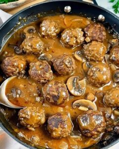 Gourmet Meatballs in a Rich Mushroom Sauce: The Ultimate Comfort Meal 1