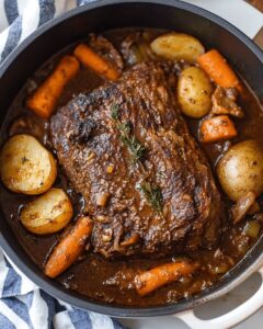 Hearty Boneless Beef Chuck Roast with Vegetables: The Ultimate Comfort Meal 1
