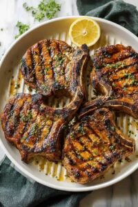 Juicy Classic Grilled Pork Chops: The Ultimate Easy Marinade 1